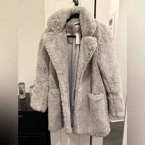 Apparis Women's Plush Gray Teddy Jacket